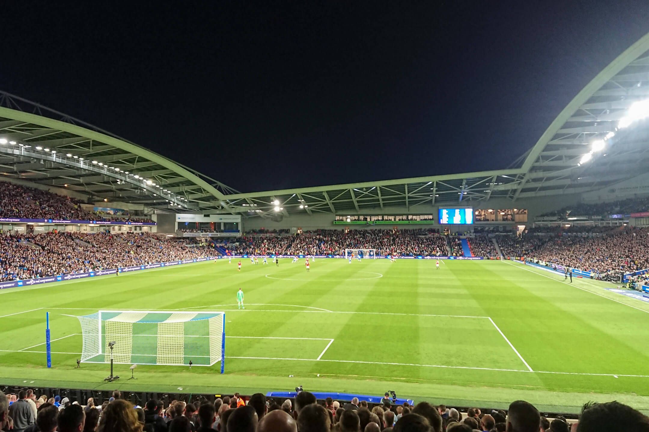 remmus-designer-homes-sponsors-kit-for-brighton-hove-albion-cup-game