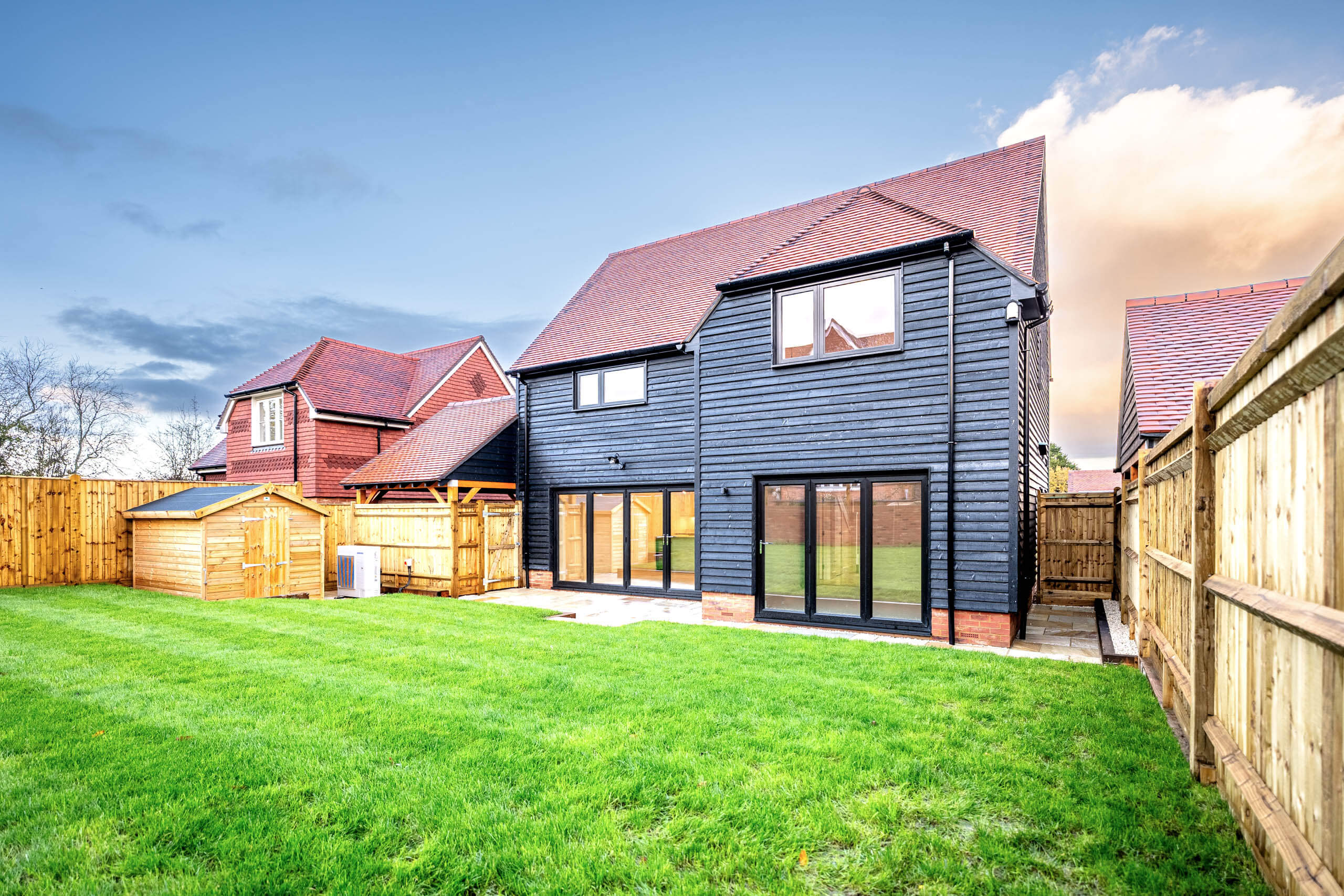 remmus designer homes barnfield shaw external photo