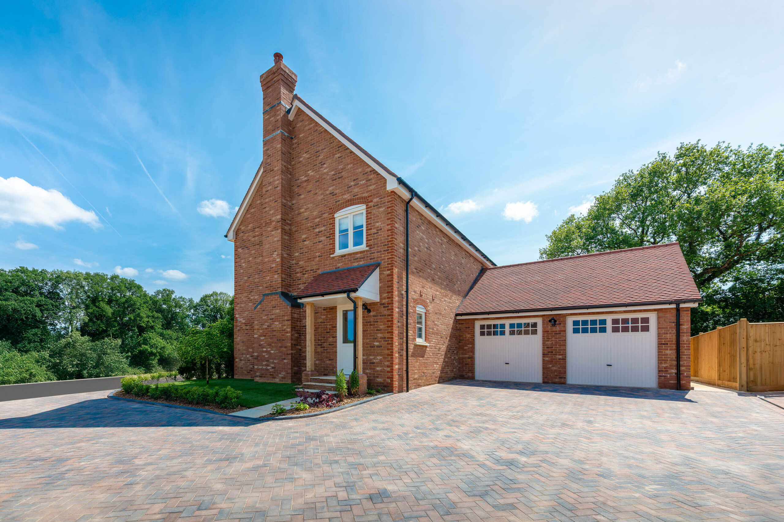 remmus designer homes barnfield shaw external photo