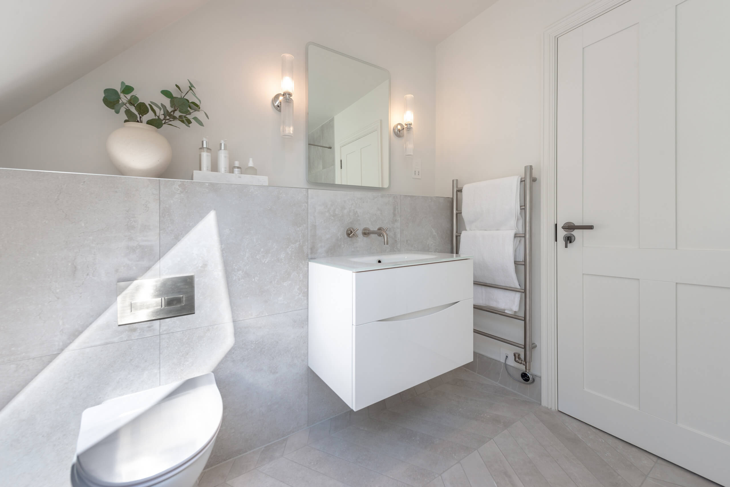 remmus designer homes hammonds mill place internal photo