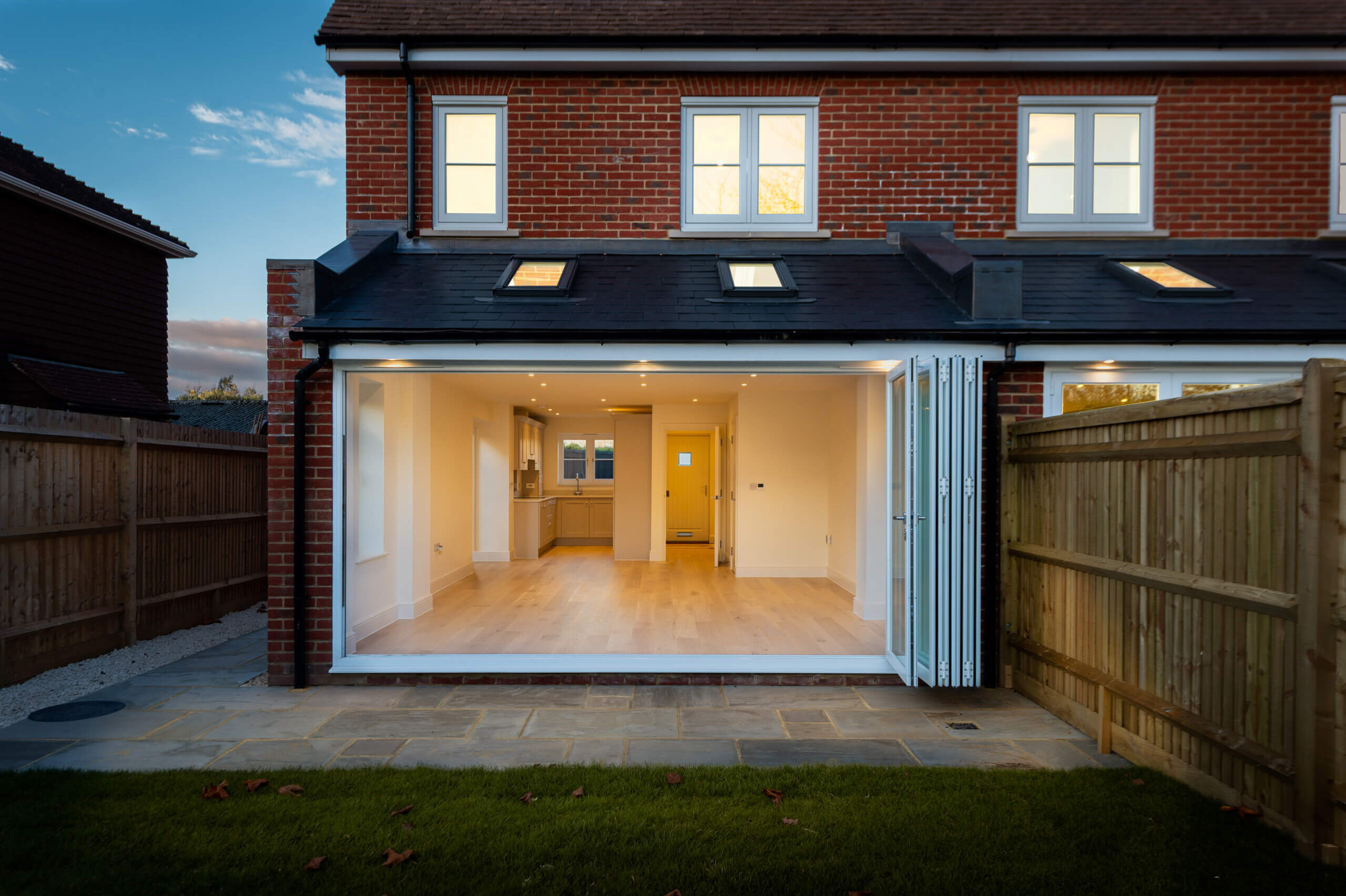 remmus designer homes webster cottages external photo