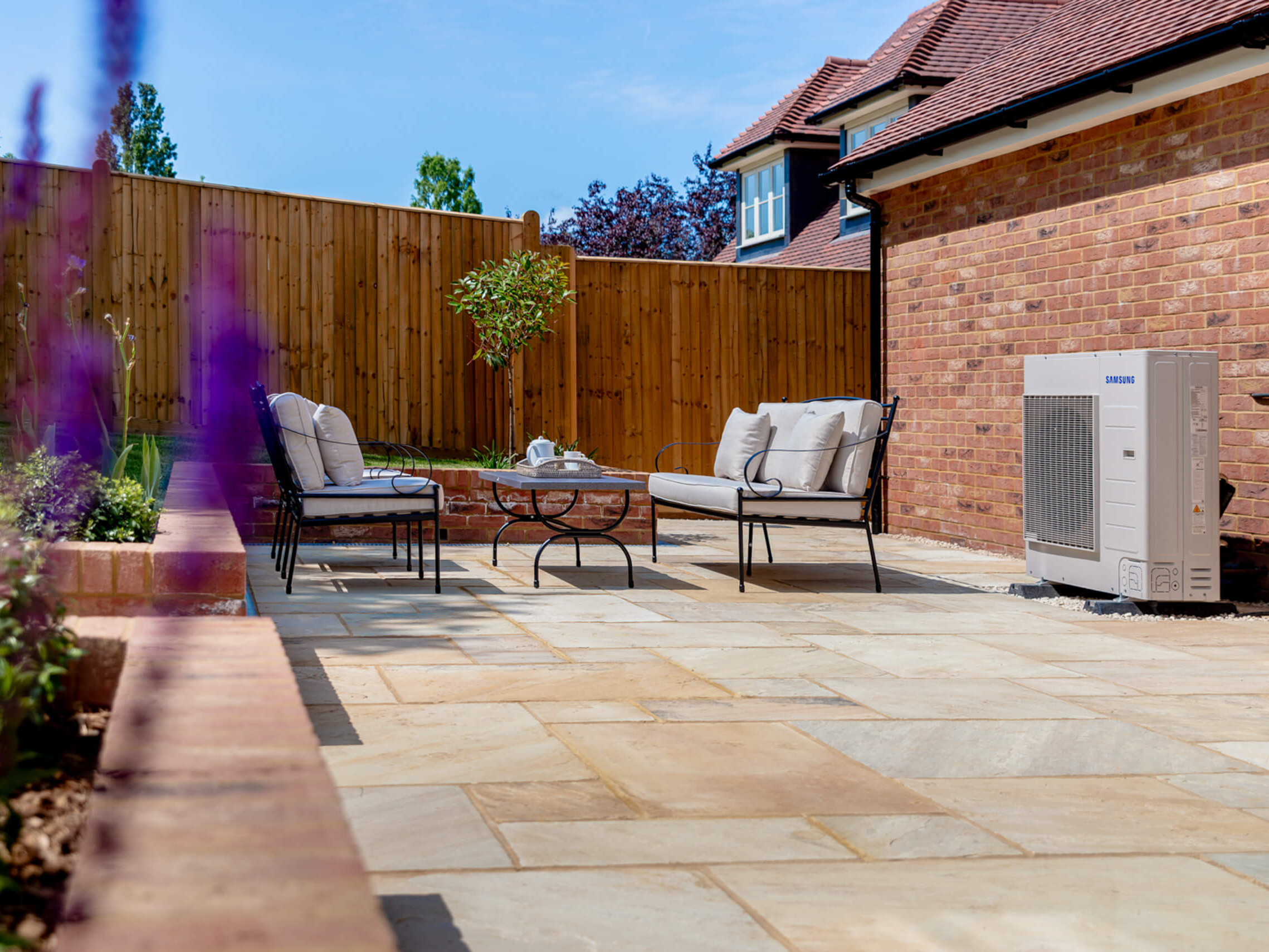 remmus-designer-homes-barnfield-shaw-air-source-heat-pump-2